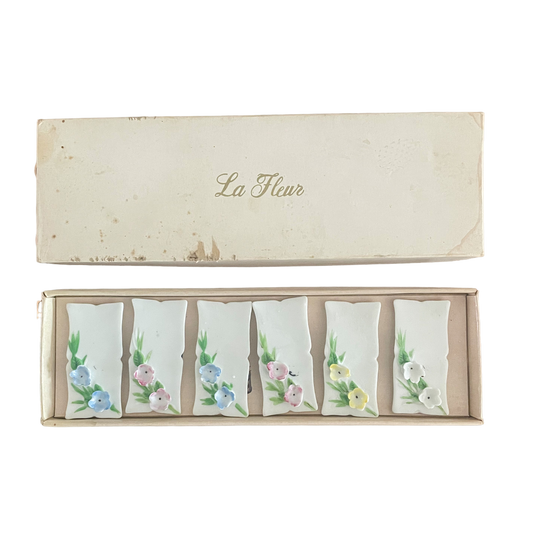 La Fleur Place Card Settings or Chopstick Holders (set of 6)